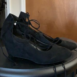 Torrid wedge shoes 11w